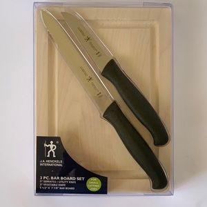 J.A. HENCKELS | Knife + cutting board set